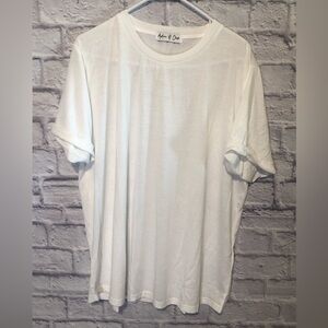 Brand new white tee with rolled sleeves